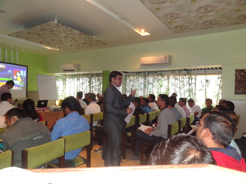 Stock market courses in Pune - Seminar